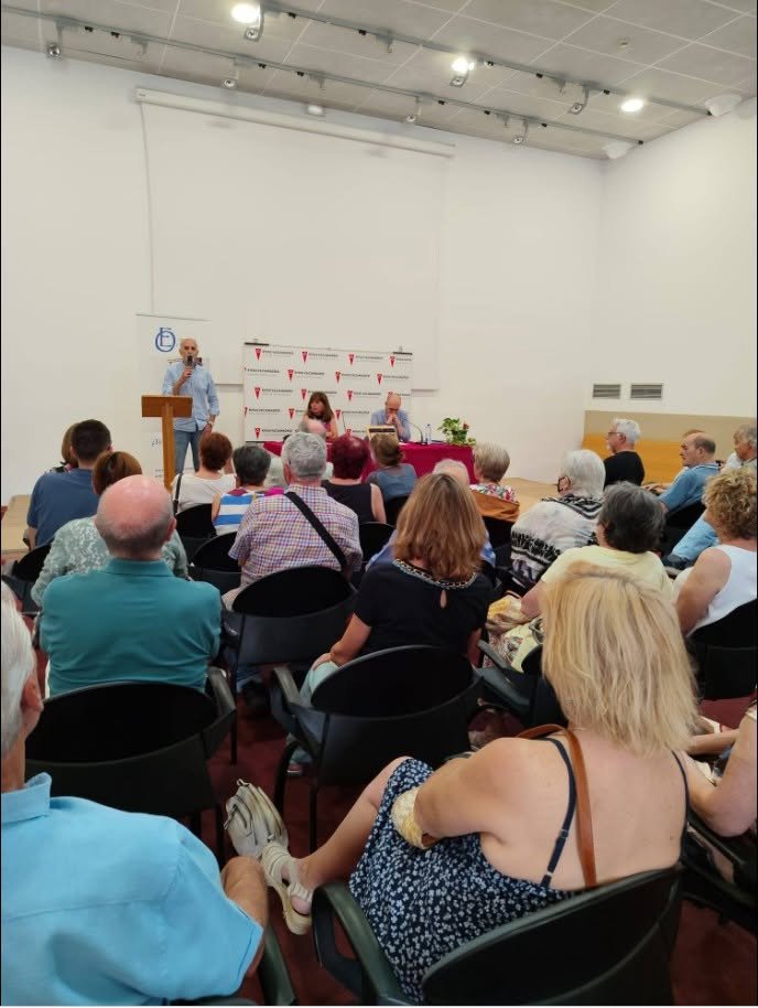 Presentación de El  pintor de  desnudos y otros relatos , de Elena Muñoz